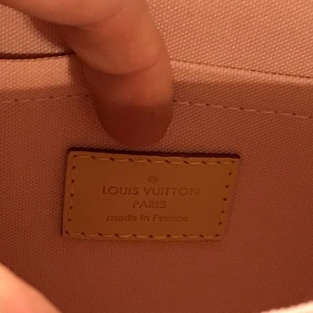 Louis Vuitton Damier Azur Croisette crossbody - Picture 7 of 8
